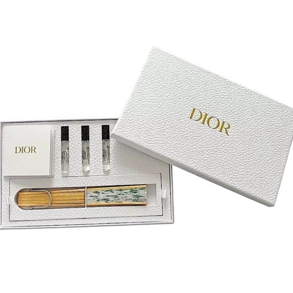 Dior Lily of the Valley Fan Set - Picture 4 of 8